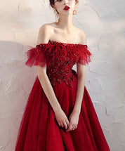 Off-Shoulder A-Line Knee-Length Tulle Lace Appliqué Homecoming Dress