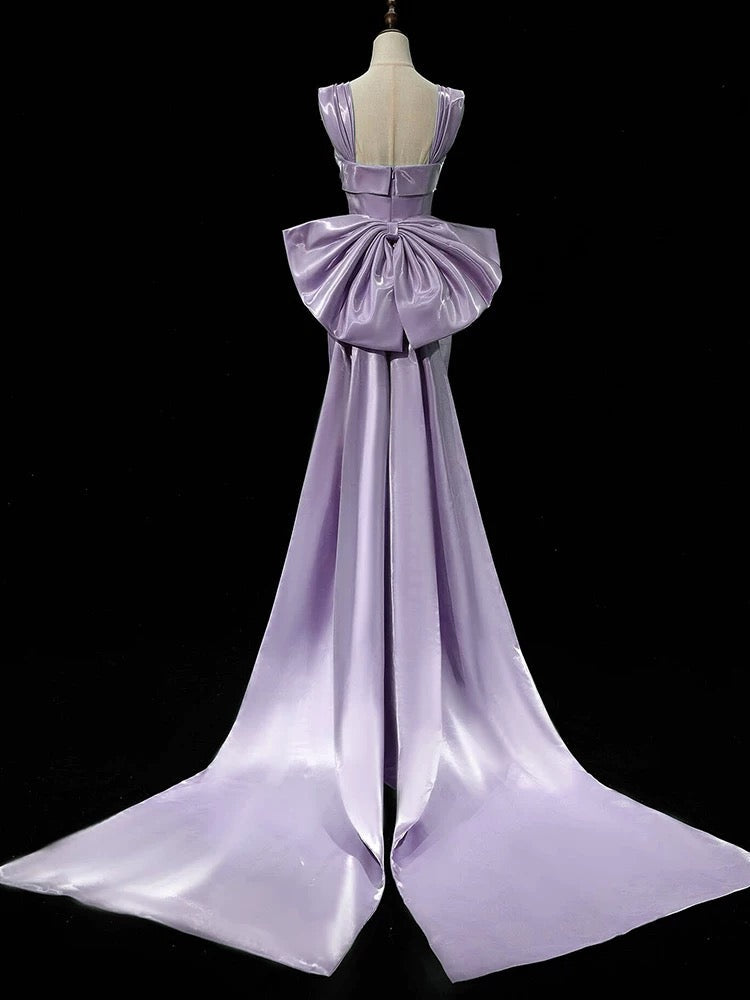 Sheath / Column Square Neck Floor-Length Satin Prom Dress with Sculptural Bow Detail