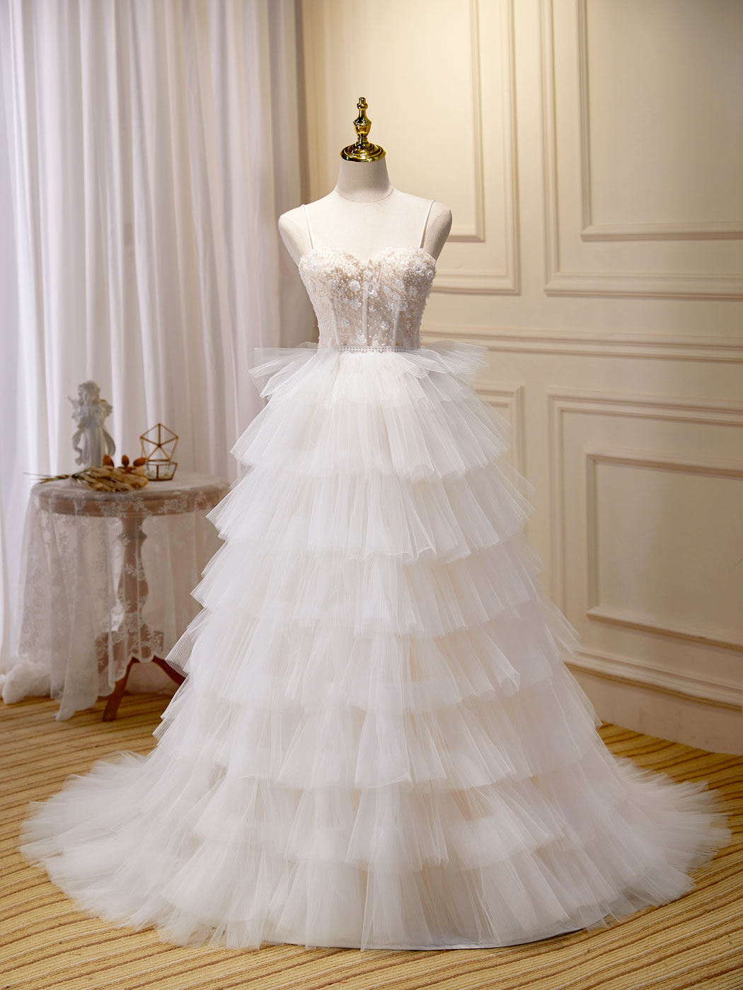 Ball Gown Sweetheart Spaghetti Straps Floor-Length White Tulle Prom Dress with Tiered Ruffle Skirt