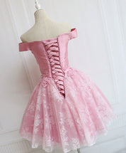 A-Line Pink Off-the-Shoulder Knee-Length Tulle Lace Homecoming Dress with Floral Appliqué