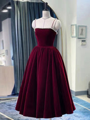 A-Line Black Sweetheart Floor-Length/Tea-Length Velvet Prom Dress with Pearl Trim