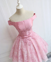 A-Line Pink Off-the-Shoulder Knee-Length Tulle Lace Homecoming Dress with Floral Appliqué