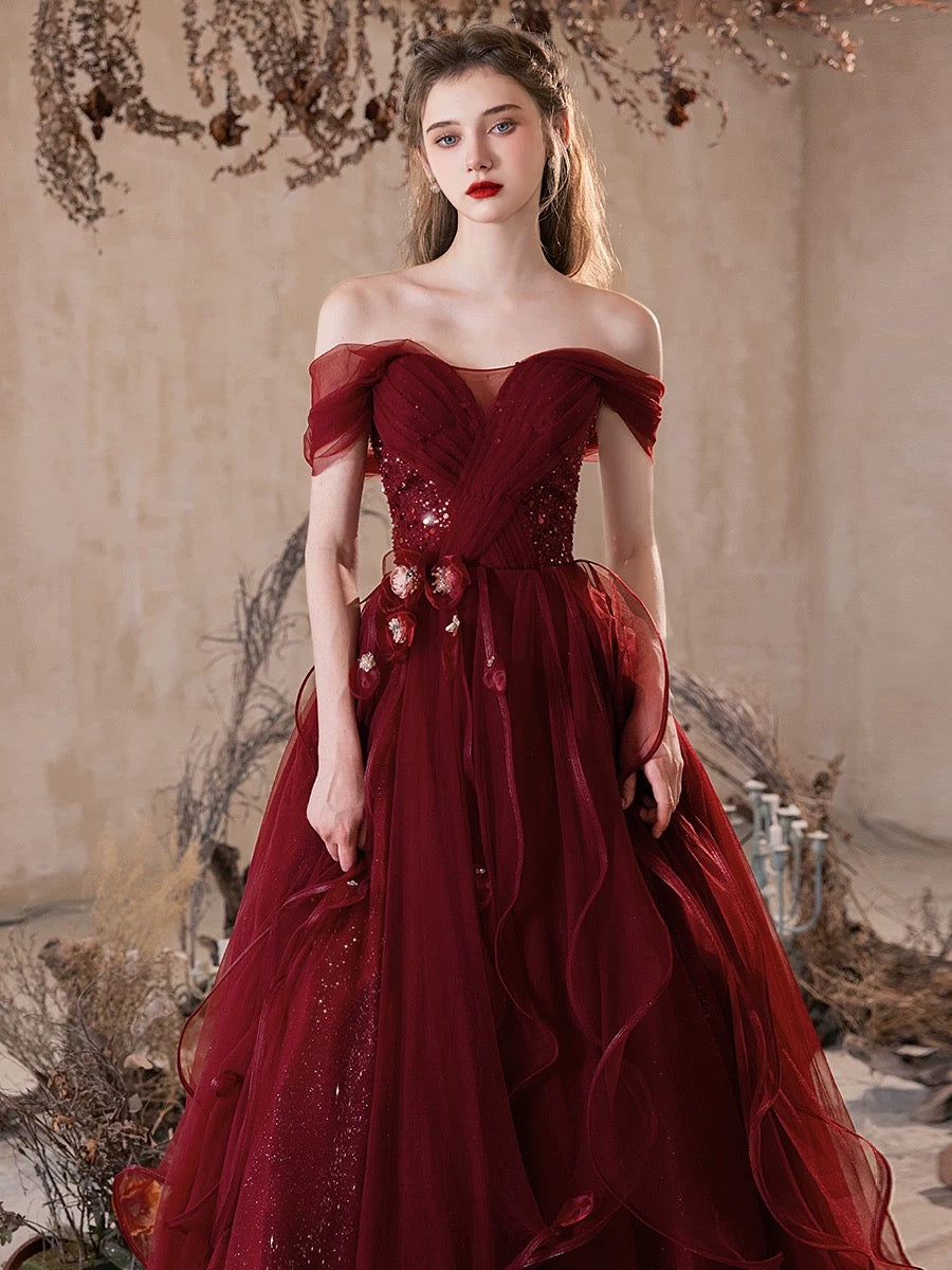 A-Line Sweetheart Neck Floor-Length Tulle Burgundy Prom Dress with Layered Skirt and Floral Accents