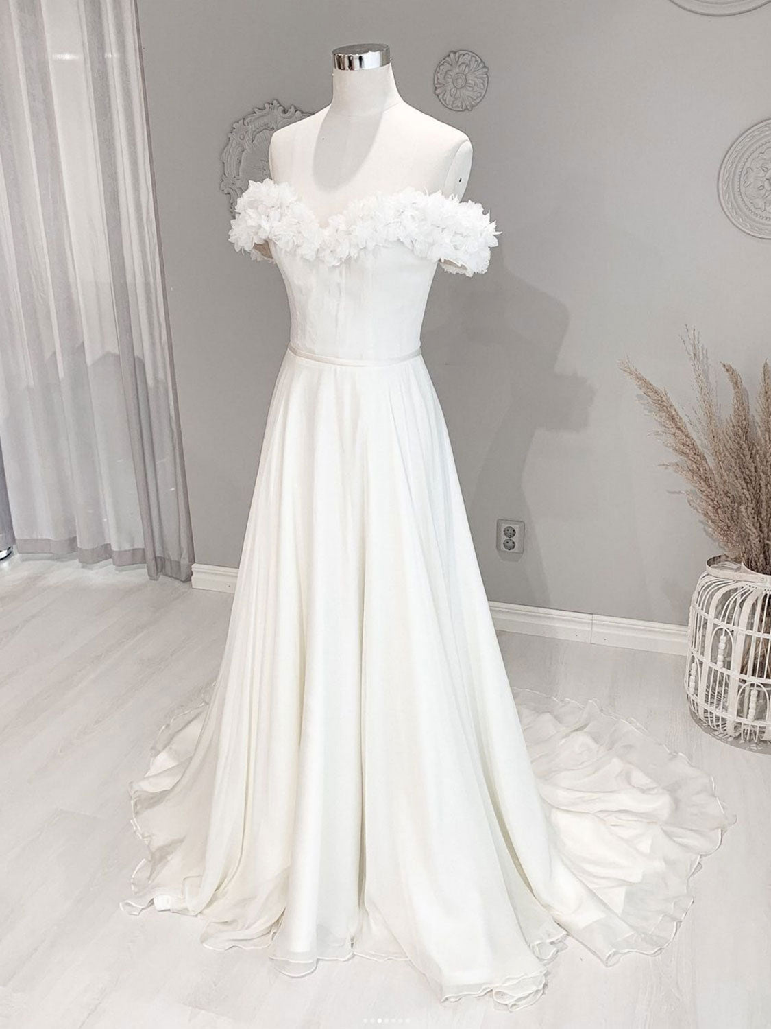 Ivory A-Line Off-the-Shoulder Floor-Length Tulle Prom Dress with 3D Floral Appliqué Neckline