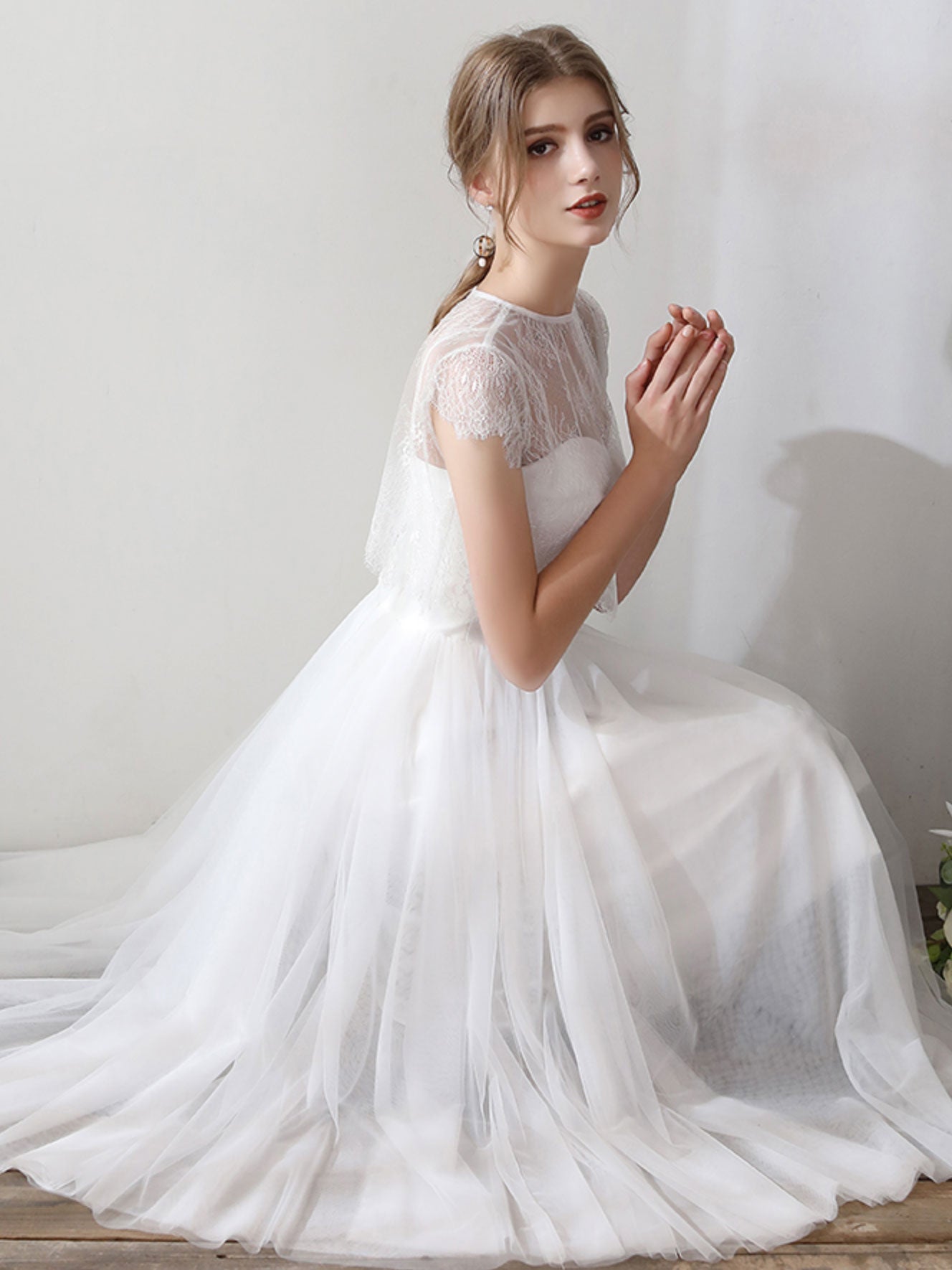 White A-Line Illusion Neck Tea-Length Tulle Prom Dress with Delicate Lace Overlay
