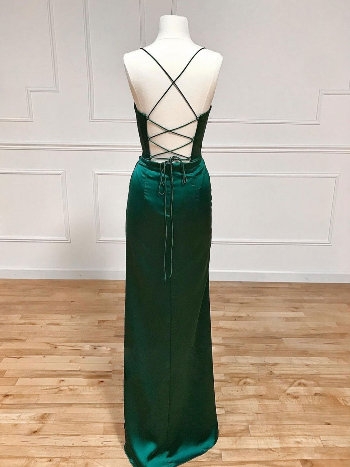 Green Sweetheart Neck Satin Long Prom Dress