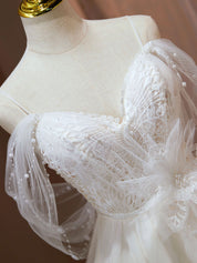 Ivory A-Line Sweetheart Neck Short/Mini Tulle Homecoming Dress with Lace Appliqué and Sheer Puff Sleeves