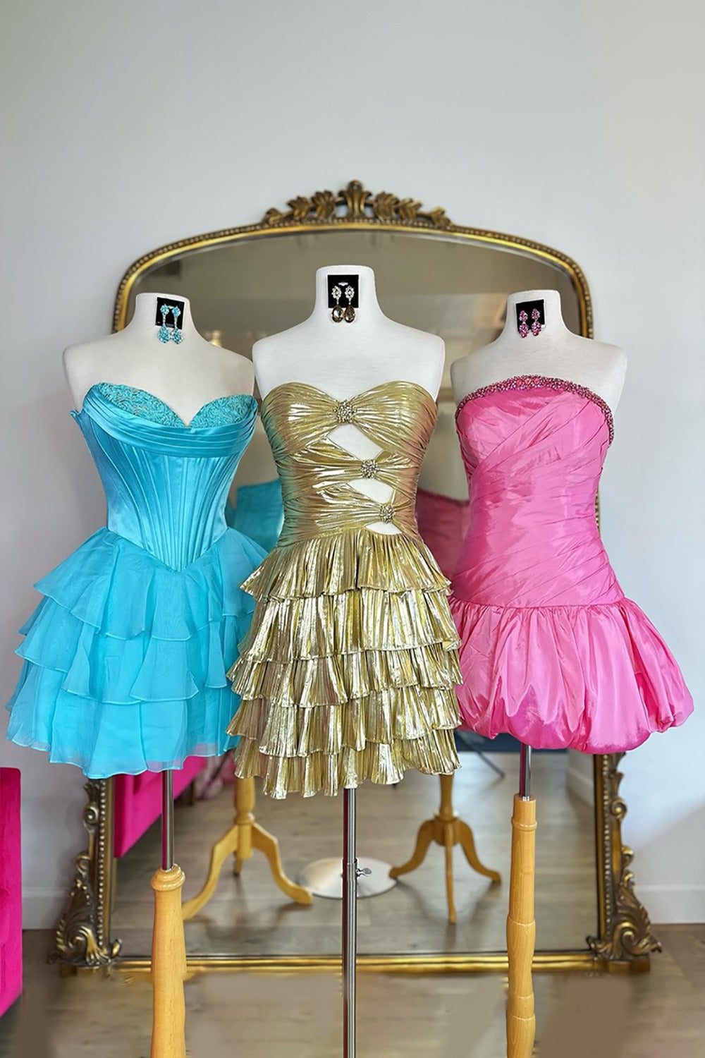 A-Line Sweetheart Short Gold Metallic Tiered Homecoming Dress with Cutout Detail