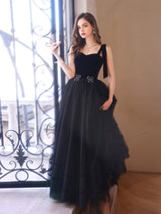 Black A-Line Sweetheart Neck Floor-Length Tulle Prom Dress with Bow Embellishments