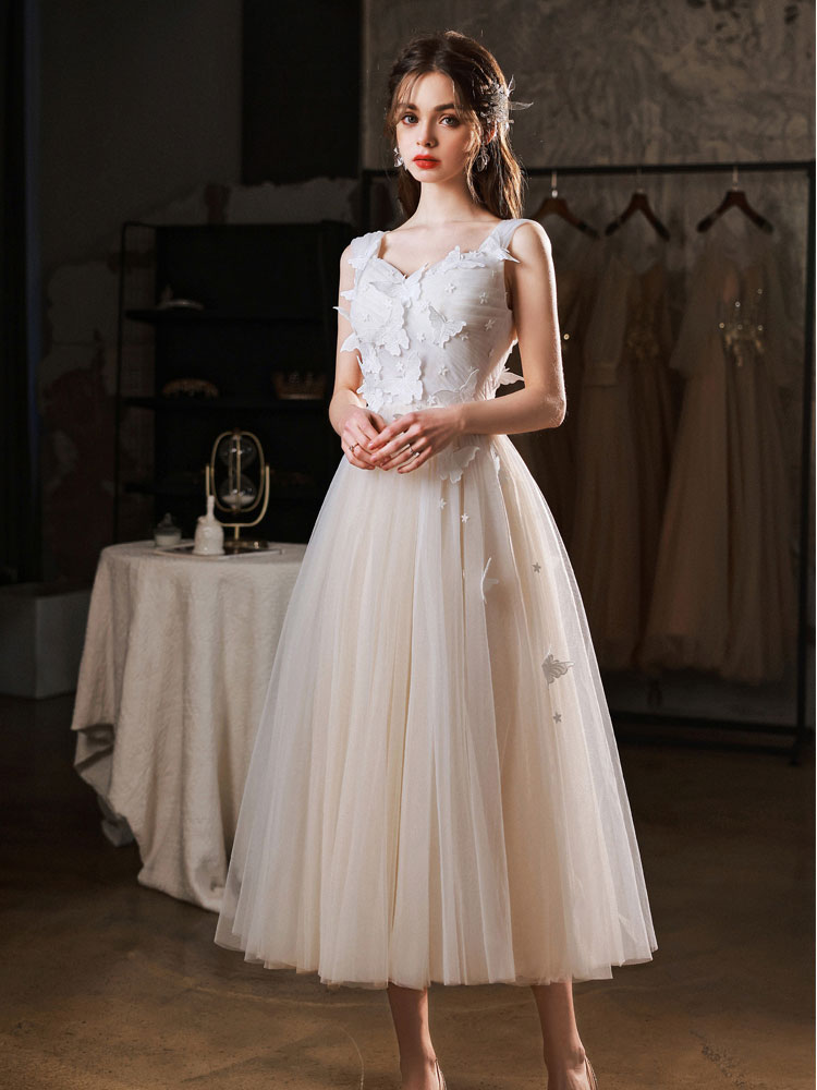 A-Line Ivory V-Neck Tea-Length Tulle Homecoming Dress with Floral Appliqué