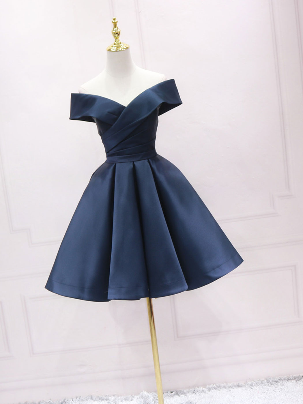 Navy A-Line Off-the-Shoulder Knee-Length Satin Homecoming Dress with Pleated Bodice
