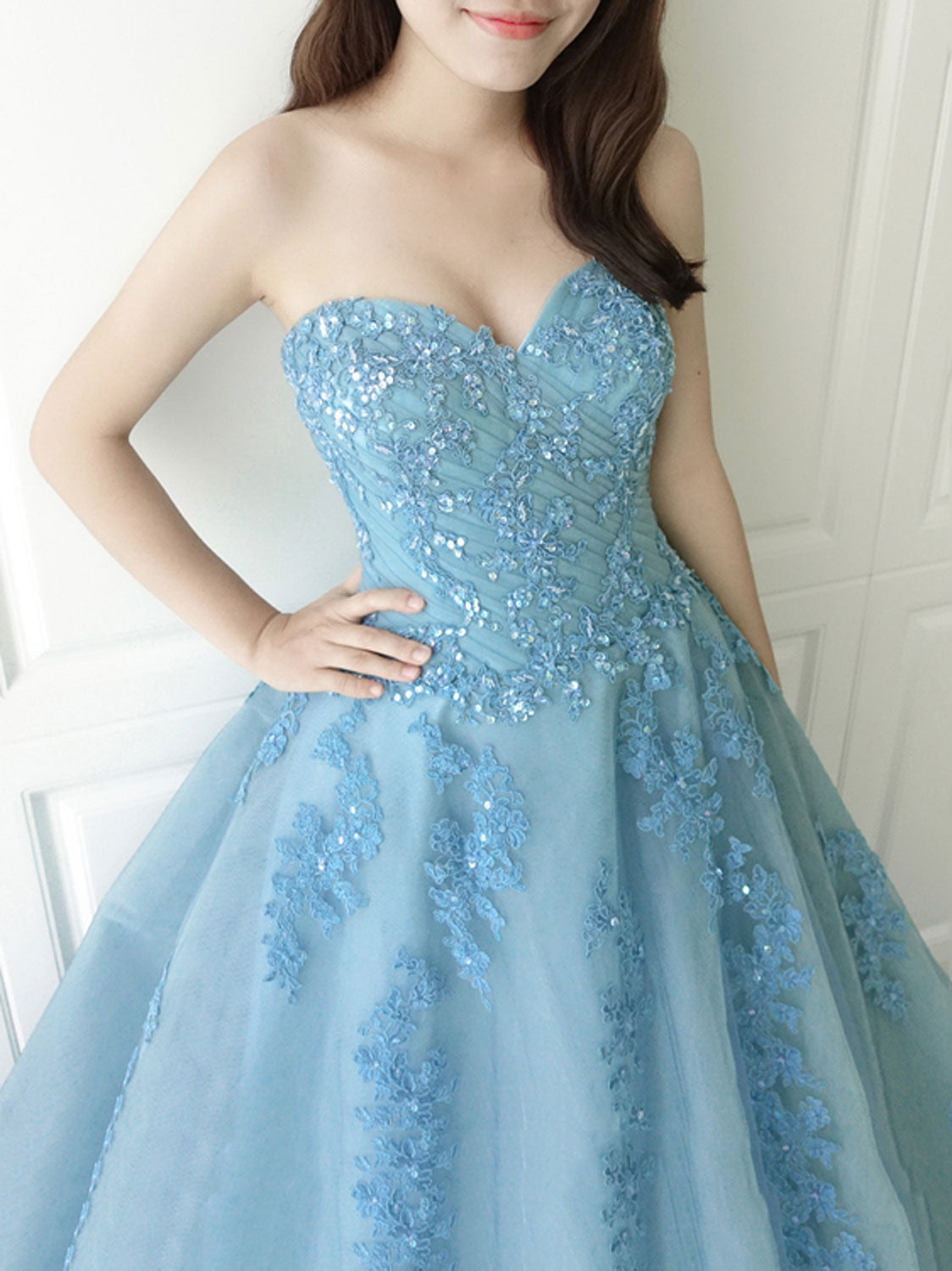 Light Blue A-Line Sweetheart Neck Floor-Length Tulle Prom Dress with Lace Appliqué