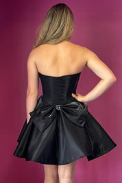 -Line Sweetheart Short/Mini Satin Homecoming Dress with Beaded Corset Bodice