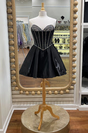 -Line Sweetheart Short/Mini Satin Homecoming Dress with Beaded Corset Bodice