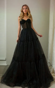 A-Line Adorable Sweetheart Black Spaghetti Corset Back Beach Simple Ruching Tulle Sweep Train Wedding Dress