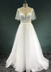 A-Line Short Sleeves Lace-Up Long Tulle Appliques Boho Wedding Bridal Gown