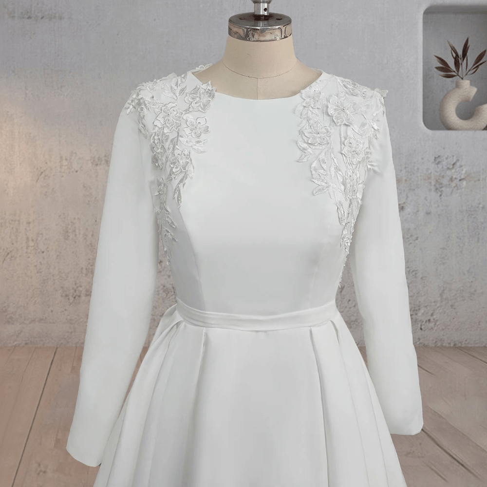 A Line White Long Sleeves Appliqued Wedding Dresses with Train