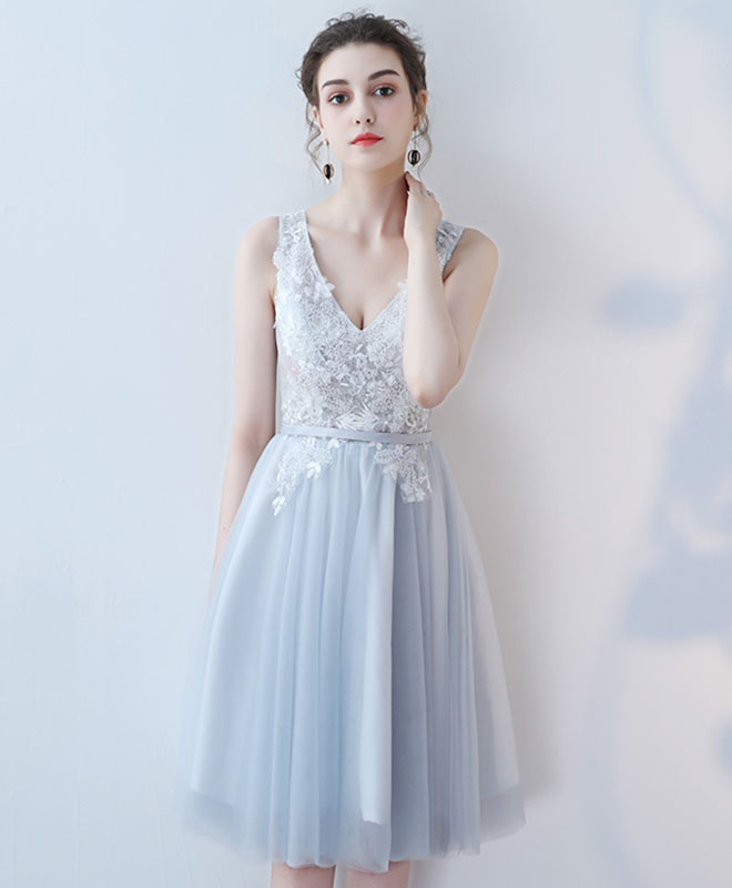 A-Line V-Neck Knee-Length Tulle & Lace Homecoming Dress with Floral Appliqué