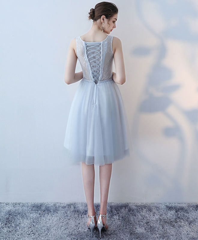 A-Line V-Neck Knee-Length Tulle & Lace Homecoming Dress with Floral Appliqué