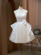 Ivory A-Line Spaghetti Straps Short Tulle & Organza Homecoming Dress with 3D Floral Accent