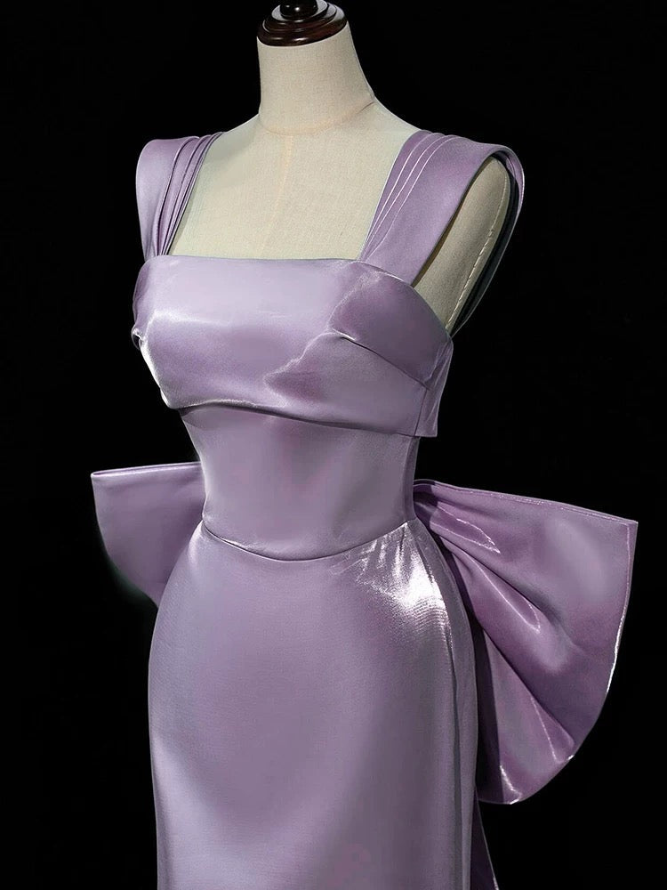 Sheath / Column Square Neck Floor-Length Satin Prom Dress with Sculptural Bow Detail