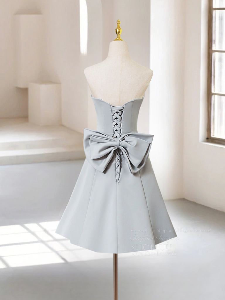 A-Line Light Blue Sweetheart Short Satin Homecoming Dress with Statement Bow