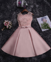 Sleeveless Scoop Neck Lace Satin Short Homecoming Dress With Bow Waist & Lace-Up Back