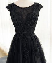 A-Line Cap Sleeve Black Tulle Prom Dress With Floral Lace Appliqué & Satin Waistband
