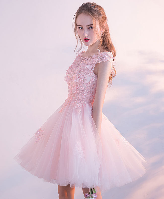 A-Line Scoop Neck Knee-Length Tulle & Lace Homecoming Dress with Floral Appliqué