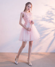 A-Line Scoop Neck Knee-Length Tulle & Lace Homecoming Dress with Floral Appliqué