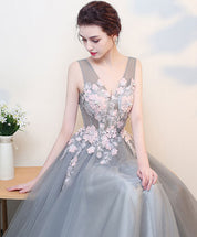 A-Line V-Neck Floor-Length Tulle & Lace Appliqué Prom Dress