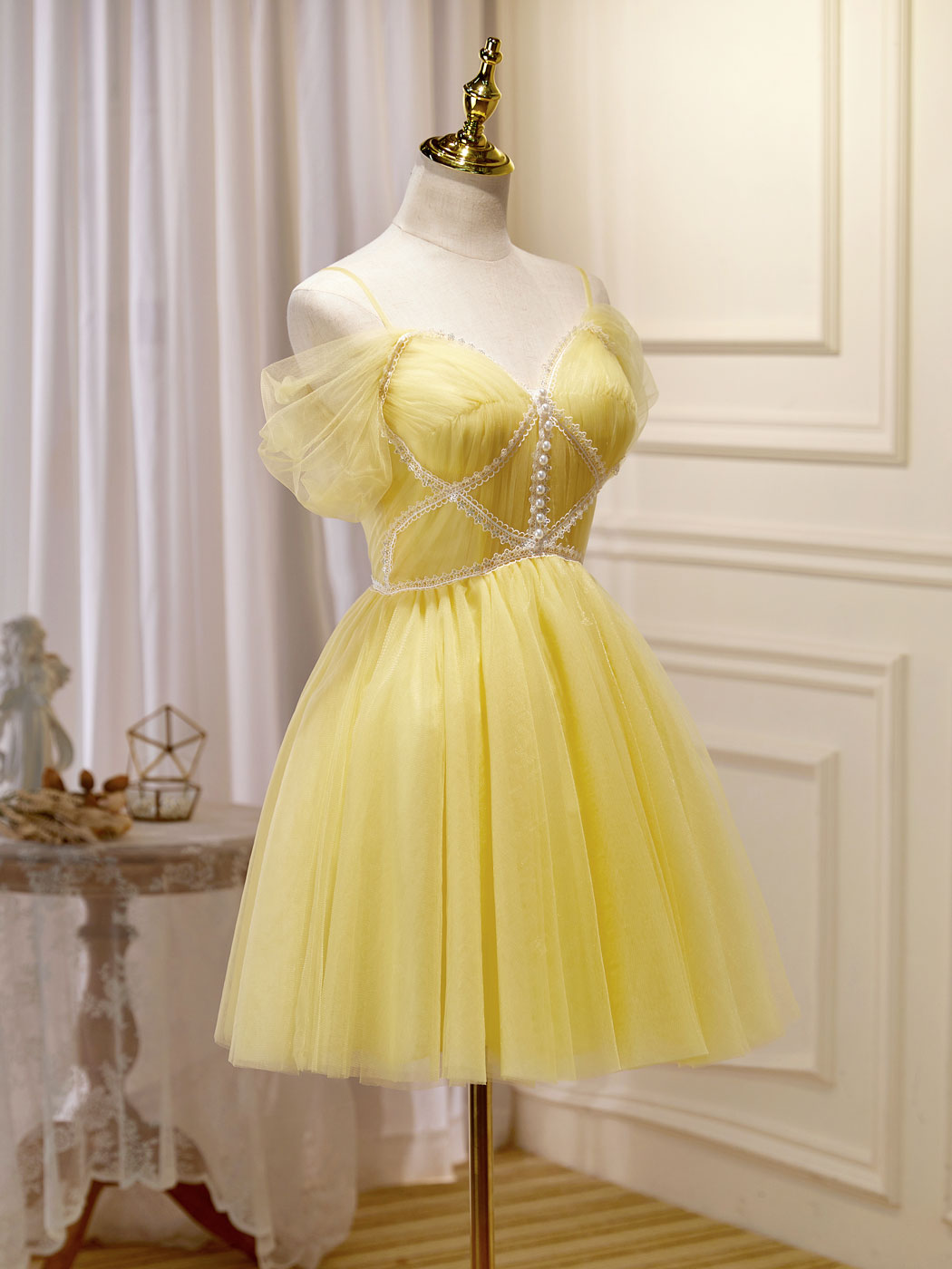 A-Line Sweetheart Mini Yellow Tulle Homecoming Dress with Pearl-Trimmed Corset Bodice